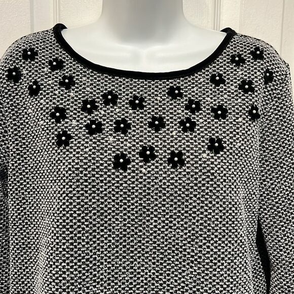 Karl Lagerfeld Paris Black/White 3/4 Sleeve Top Size XS (fits larger) - Picture 2 of 12